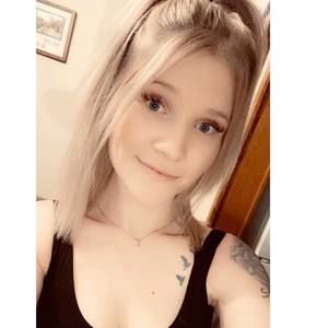 Meet your Posher, Casey